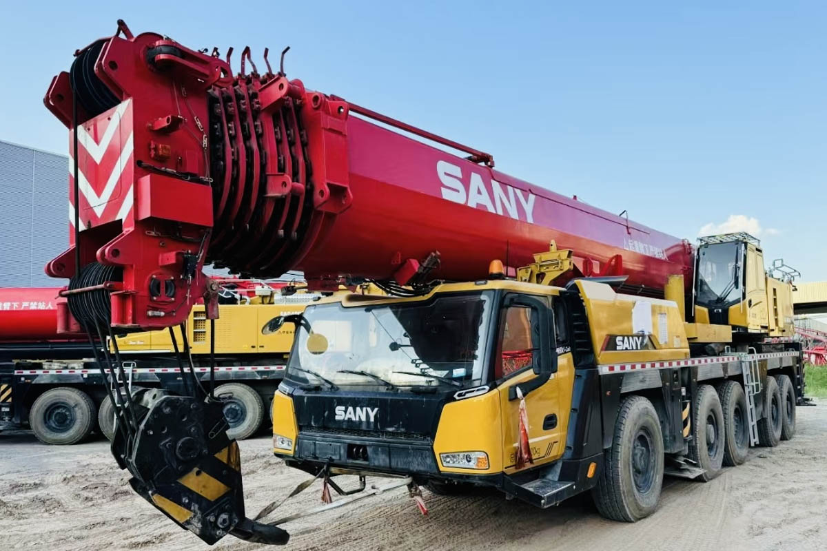 Xe cẩu chuyên dụng SANY 300 tấn